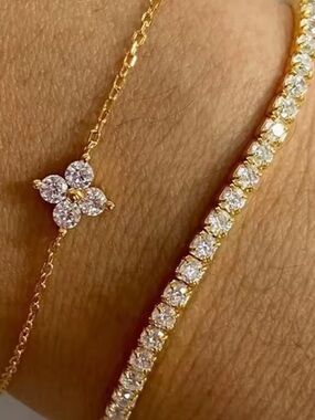 2pc Gold-Tone Cubic Zirconia Flower bracelets